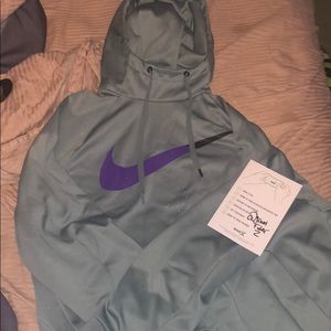Nike Hoodie Large